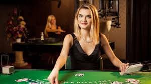 win819 တိုက်ရိုက်ကာစီနို Live Baccarat Table ကစားမှု